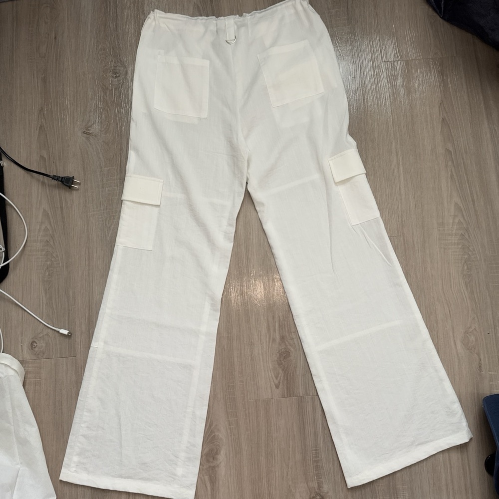 White Fox Pants - Picture 4 of 4